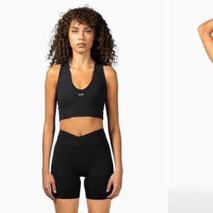 437 scooped tank workout top in green XS